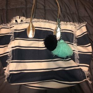 2 No Boundaries Beach/Tote Bags- NWOT